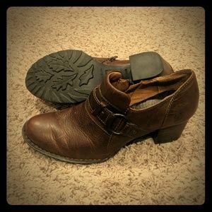 Born leather shoes